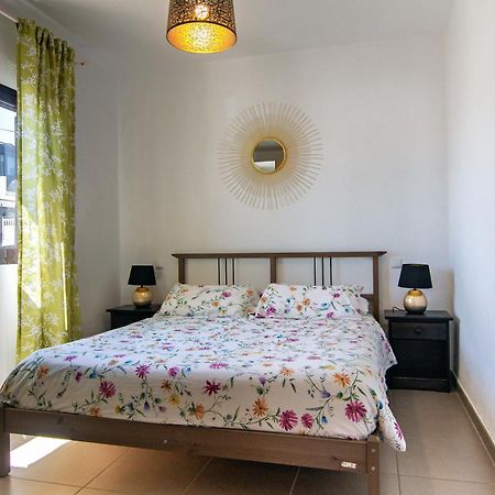 Apartamento Steffi Apartment Tias Luaran gambar