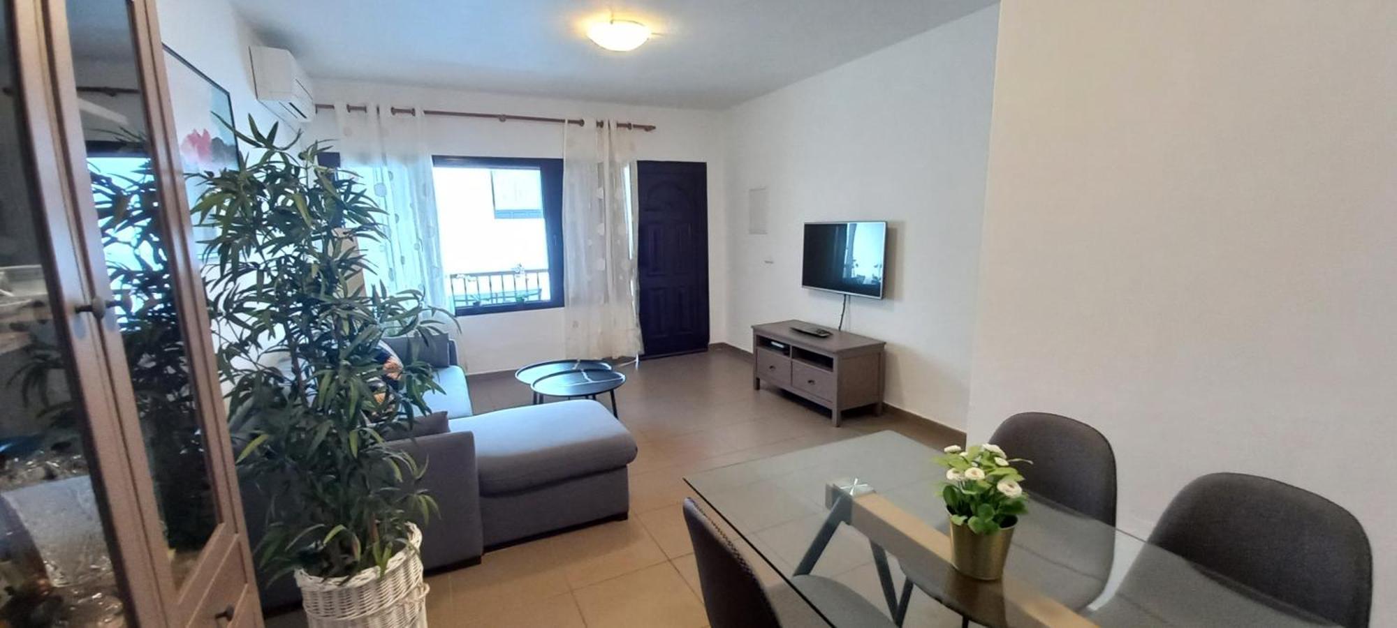 Apartamento Steffi Apartment Tias Luaran gambar