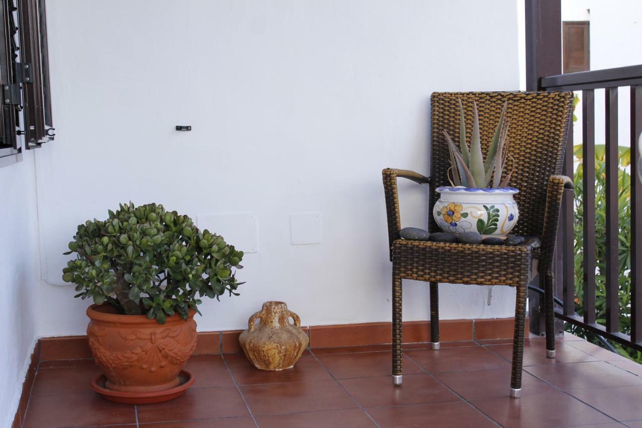 Apartamento Steffi Apartment Tias Luaran gambar